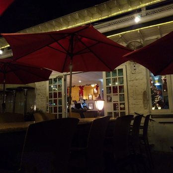 Pisces Rising - Seafood Near Me - Mount Dora, Florida