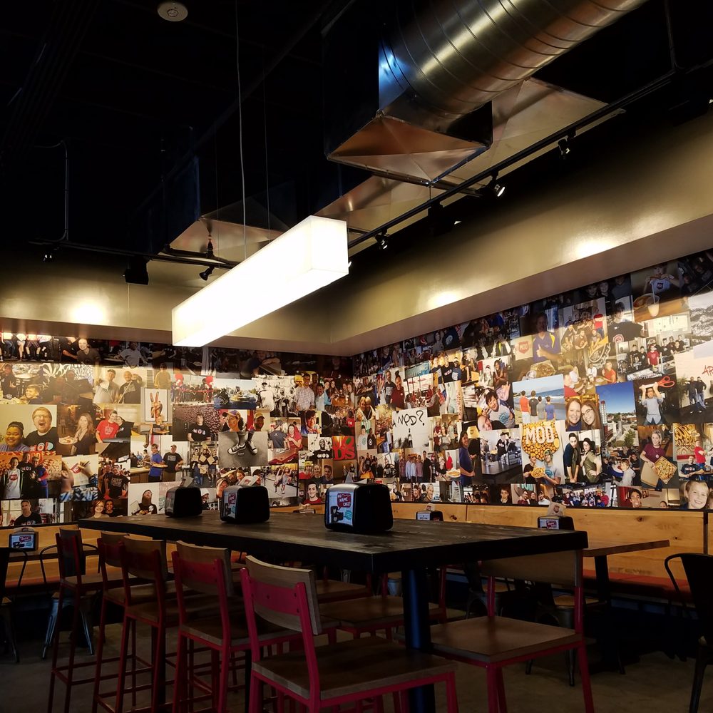 MOD Pizza - Nice wall décor seating area - Fast Food Near Me - Kansas City, Missouri MOD Pizza - Nice wall décor seating area - Fast Food Near Me - Kansas City, Missouri