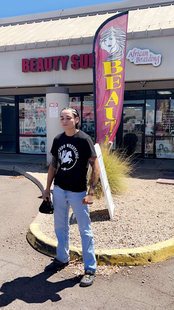 SIERRAHAIR Updated October 2024 66 Photos & 20 Reviews 1437 E