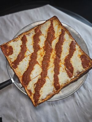 MJ's at Buttonwood Manor by null