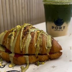 Pistachio Croissant