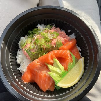 Sushi On Garfield - spicy tuna salmon bowl - Japanese Near Me - Monterey Park, California