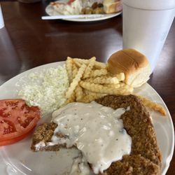 JC's Snack Shack - Chicken fried steak with fries, slaw, and tomatoes.