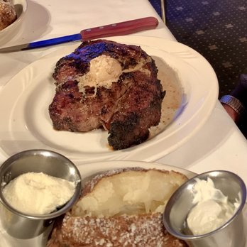 Cc's City Broiler - Wine Bars Near Me - Columbia, Missouri