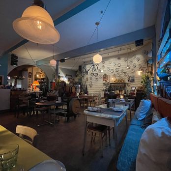 Casa Modena - the interior of a restaurant - Italian Near Me - Los Angeles, California Casa Modena - the interior of a restaurant - Italian Near Me - Los Angeles, California