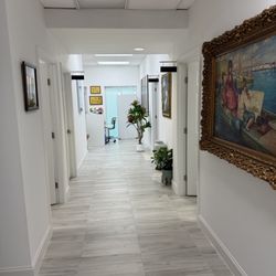 Hollywood Healing & Acupuncture