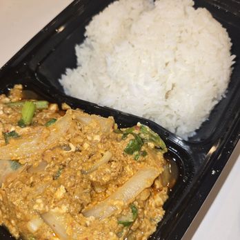 Manaao - Soft shell crab curry - Thai Near Me - Tustin, California