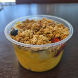 Rio Juice Bar - Mango bowl