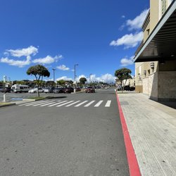 Laulani Village Shopping Center