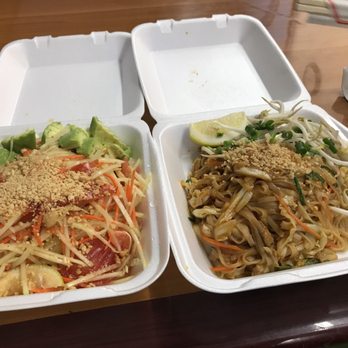 Aloydee's Thai Food - Papaya salad with avocado and chicken pai thai - Thai Near Me - Hilo, Hawaii Aloydee's Thai Food - Papaya salad with avocado and chicken pai thai - Thai Near Me - Hilo, Hawaii