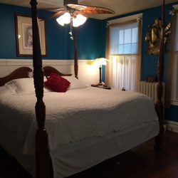 Raphael Inn - California-Rose Suite... Our Tropical themed King Size guest room ~