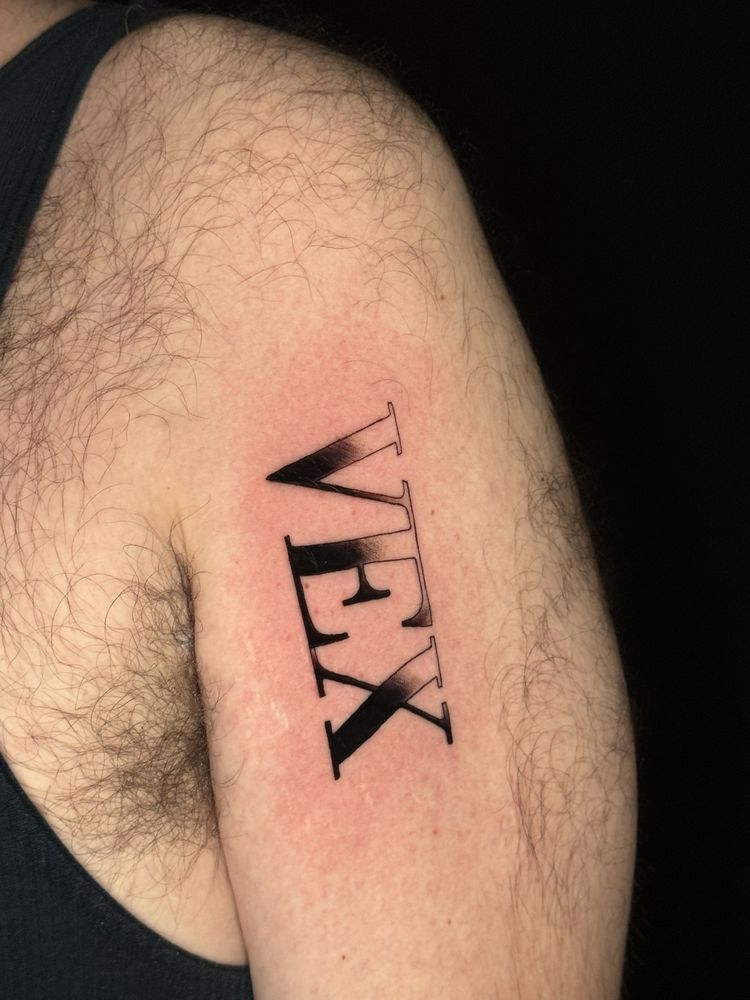 DNA Tattooing LLC Logo