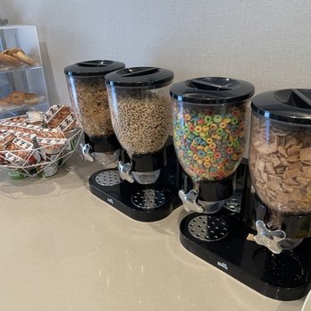 Hotel Lucent - Complimentary breakfast - Hotels Near Me - Menlo Park, California Hotel Lucent - Complimentary breakfast - Hotels Near Me - Menlo Park, California