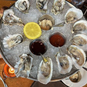 Oak Steakhouse - Raw oysters - Steakhouses Near Me - Nashville, Tennessee Oak Steakhouse - Raw oysters - Steakhouses Near Me - Nashville, Tennessee