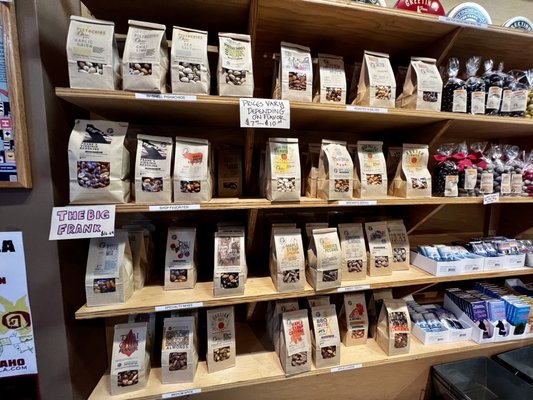 City Peanut Shop by null