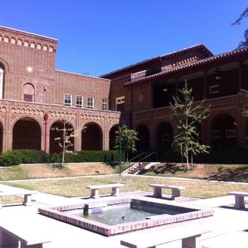 Old Administration Building - the gorgeous courtyard - Landmarks & Historical Buildings Near Me - Fresno, California