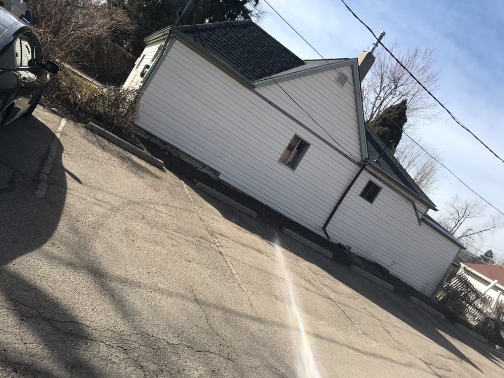 Slide of Allied Roofing and Contracting