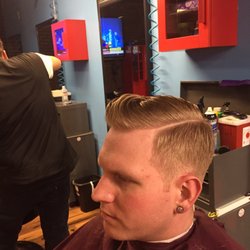 Big League Barbershop - Classic combover