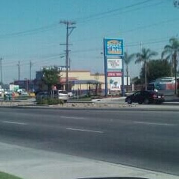 Shake 'N Buns - Fast Food Near Me - Bakersfield, California Shake 'N Buns - Fast Food Near Me - Bakersfield, California