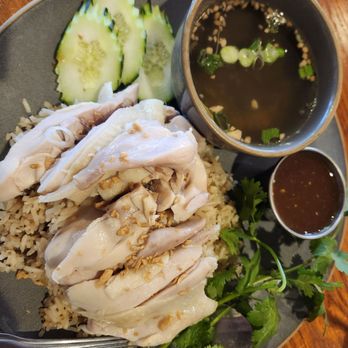 Asian Spice Bistro - Sushi Bars Near Me - Cincinnati, Ohio
