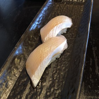Kuru Kuru Sushi - Yellowtail belly - Sushi Bars Near Me - Burbank, California