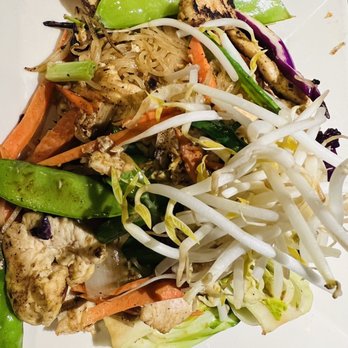 Sumatera - Chicken Pad Thai - Indonesian Near Me - Steamboat Springs, Colorado