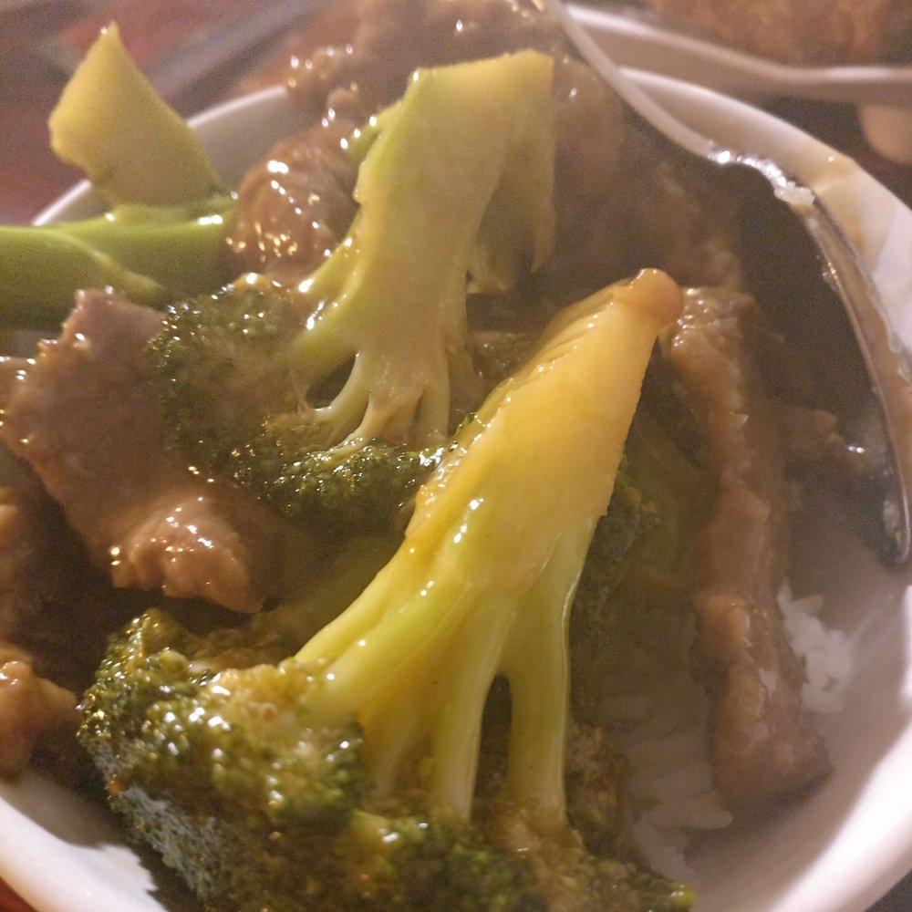 Bruce Lee Kitchen - Beef and broccoli - Chinese Near Me - Glen Burnie, Maryland