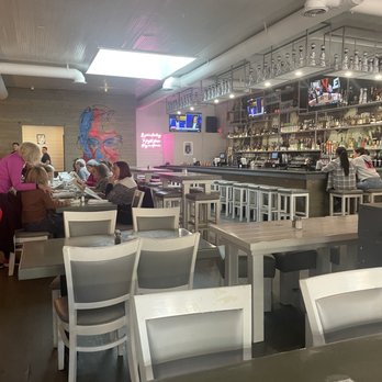 D'Floridian - inside - Cuban Near Me - Lawrenceville, Georgia