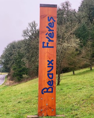 Beaux Frères by null