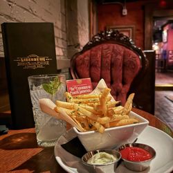 License No. 1 - TRUFFLE FRIES and MOJITO