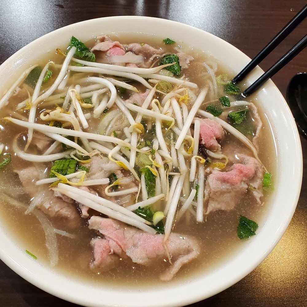 Co Do Hue - 16. Pho medium rare beef - Vietnamese Near Me - Edmonton, Alberta Co Do Hue - 16. Pho medium rare beef - Vietnamese Near Me - Edmonton, Alberta