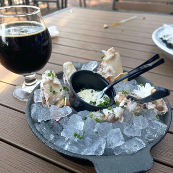 Bruno’s Oysters - Stone crab claws - Live/Raw Food Near Me - Winter Garden, Florida