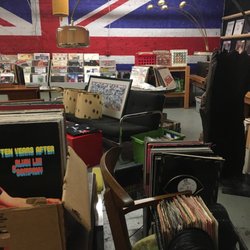 Apollo Records - Record area, love those lamps too.