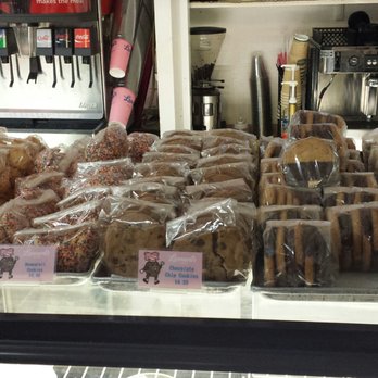 Leonard's Bakery - Fresh cookies anyone? - Bakeries Near Me - Honolulu, Hawaii