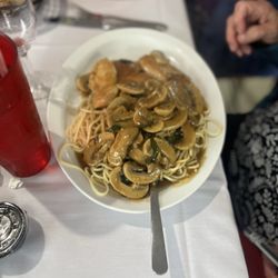 Giovanni's Family Italian Restaurant