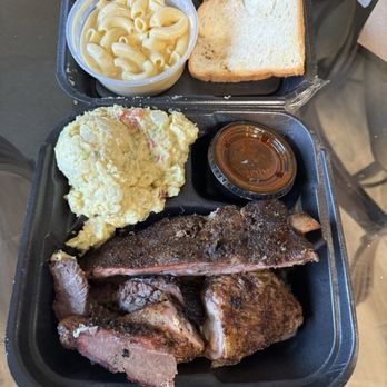 The Pit Room - Memorial - 3meat plate: ribs, chicken & brisket with Mac n cheese and potato salad. - Barbeque Near Me - Houston, Texas The Pit Room - Memorial - 3meat plate: ribs, chicken & brisket with Mac n cheese and potato salad. - Barbeque Near Me - Houston, Texas