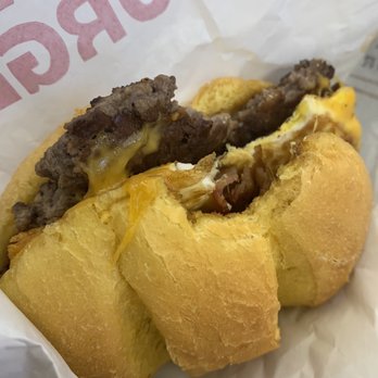 Smashburger - Breakfast burger - yummy crunchy bacon & great patty flavor - Burgers Near Me - Charlotte, North Carolina Smashburger - Breakfast burger - yummy crunchy bacon & great patty flavor - Burgers Near Me - Charlotte, North Carolina