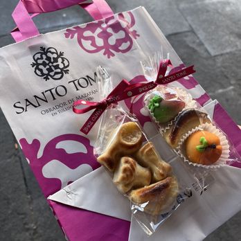 Santo Tomé - Let's have a bite of each - Desserts Near Me - Toledo, TO Santo Tomé - Let's have a bite of each - Desserts Near Me - Toledo, TO