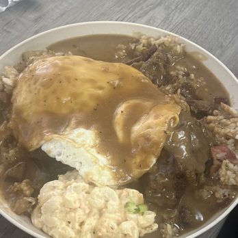 Button Up Cafe - Short rib loco moco - Breakfast & Brunch Near Me - Pearl City, Hawaii