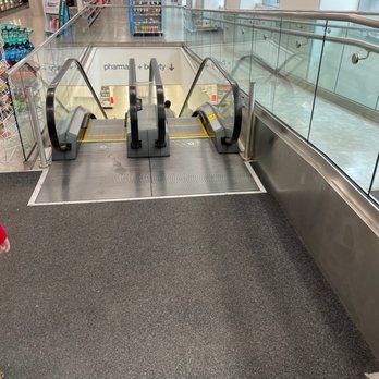 Walgreens - an escalator in a store - Drugstores Near Me - Washington, DC, District of Columbia Walgreens - an escalator in a store - Drugstores Near Me - Washington, DC, District of Columbia