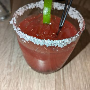HighDive Kitchen + Bar - Strawberry Paloma - American Near Me - Kalamazoo, Michigan