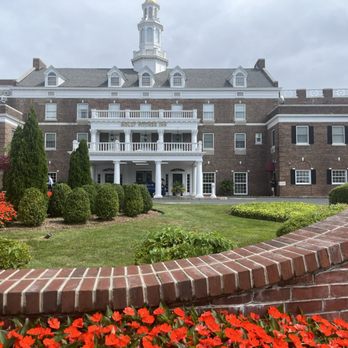 Molly Pitcher Inn - Hotels Near Me - Red Bank, New Jersey Molly Pitcher Inn - Hotels Near Me - Red Bank, New Jersey