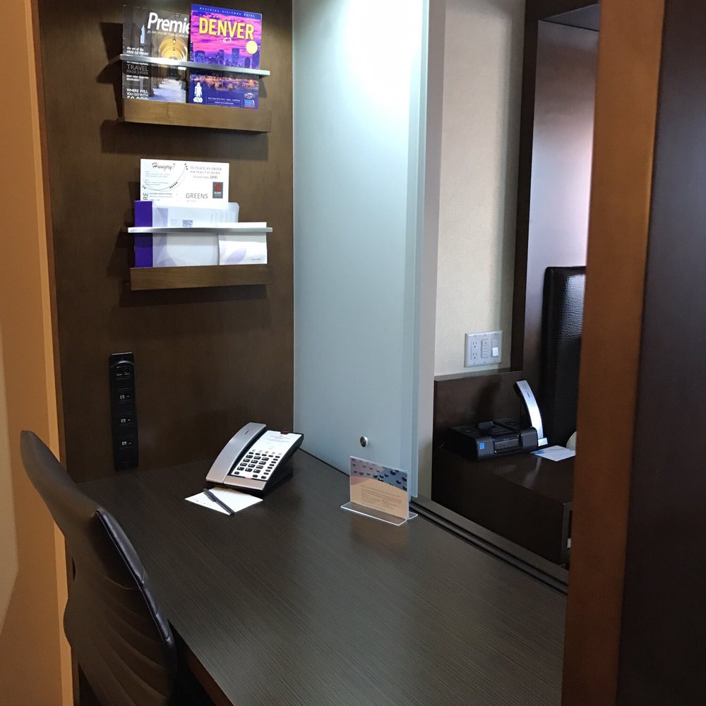 SpringHill Suites by Marriott Denver Downtown - Desk. - Hotels Near Me - Denver, Colorado