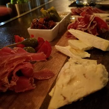 Parcht Bottleshop + Bites - New American Near Me - Taos, New Mexico