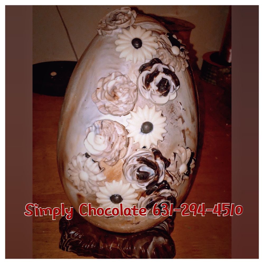 Simply Chocolate "A Sweet Shoppe" Logo