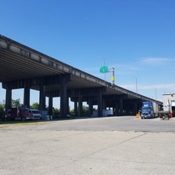 Big Easy Travel Plaza