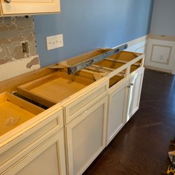 Express Paint And Remodeling - Cabinet installation