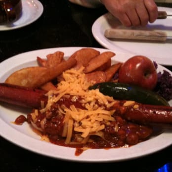 Busy Bee Cafe - Foot Long Hot Dog - Diners Near Me - Ventura, California Busy Bee Cafe - Foot Long Hot Dog - Diners Near Me - Ventura, California