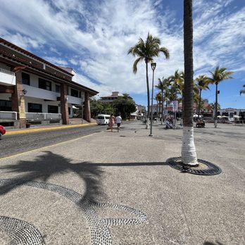 Malecón Puerto Vallarta - Beaches Near Me - Puerto Vallarta, JAL