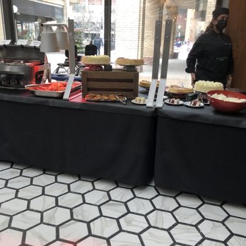 Hothouse - Sunday brunch - cakes, ice cream, waffles, pudding, etc - Italian Near Me - Toronto, Ontario